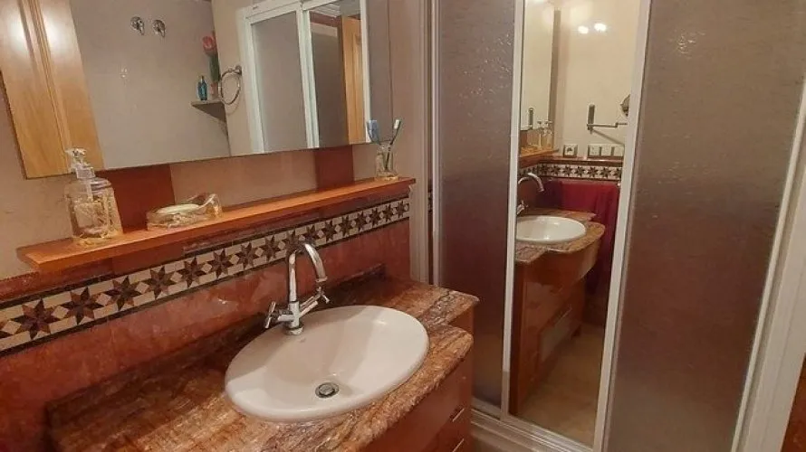5 bedrooms villa for sale, La Veleta, Spain No. 334 № 9