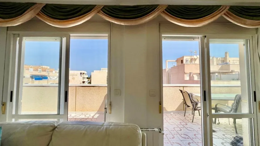 3 bedrooms penthouse for sale, La Mata, Spain No. 137 № 6