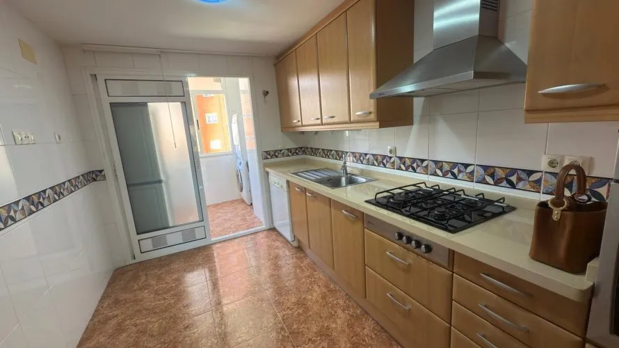 3 bedrooms apartment for sale, Alicante, Spain No. 126 № 12