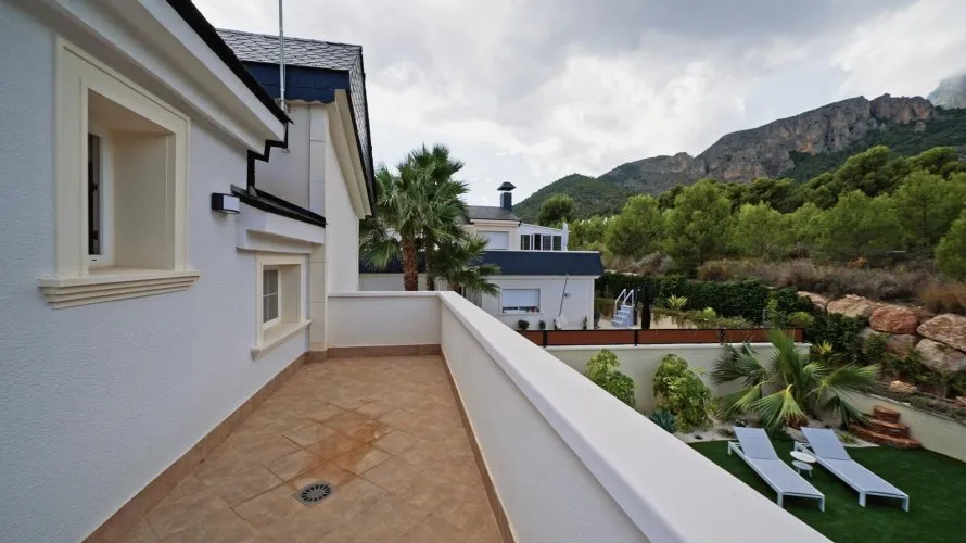 3 bedrooms villa for sale, Polop, Spain No. 474 № 9