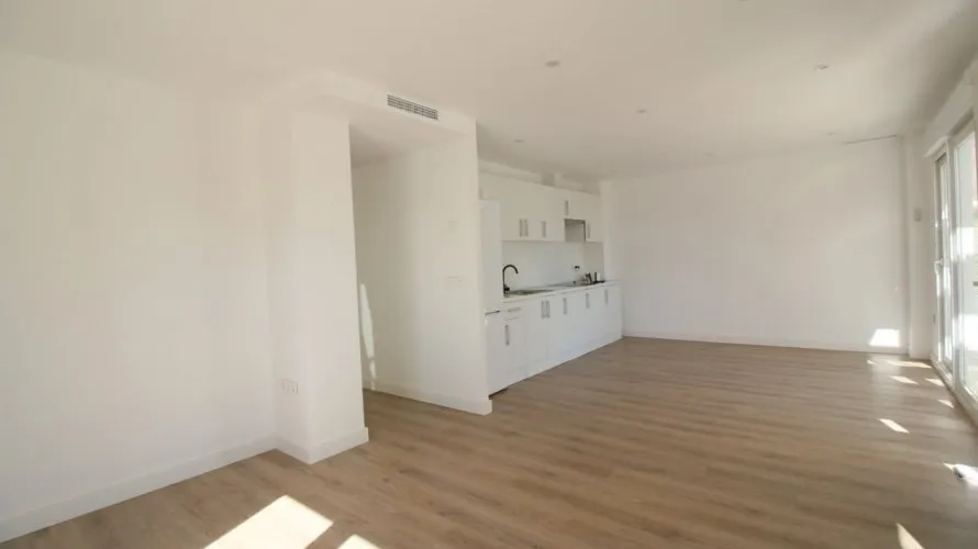 4 bedrooms apartment for sale, La Torre, Spain No. 319 № 5