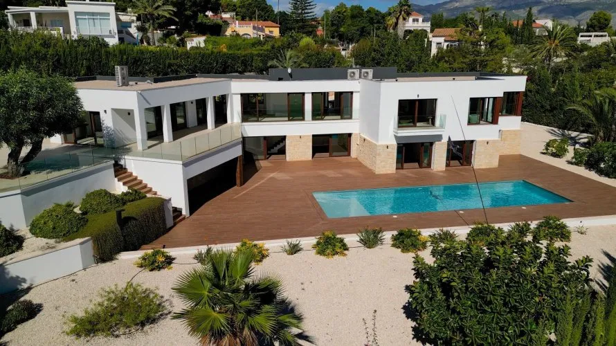 4 bedrooms villa for sale, Altea, Spain No. 491