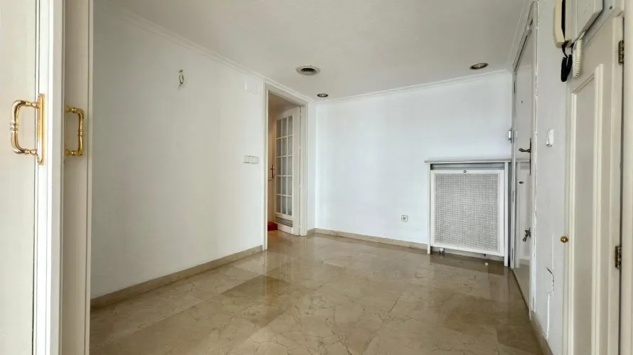 6 bedrooms penthouse for sale, Alicante, Spain No. 752 № 9