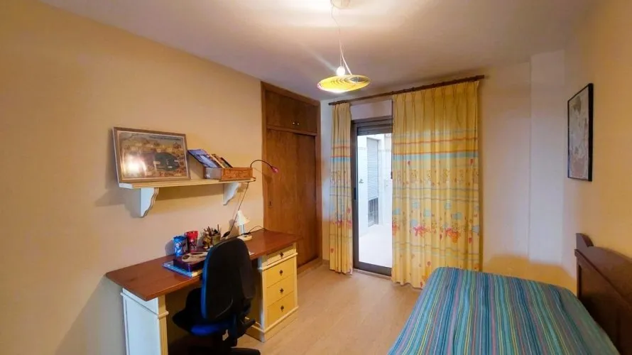 4 bedrooms apartment for sale, Torrevieja, Spain No. 561 № 20