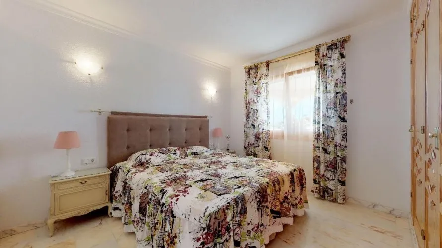 7 bedrooms villa for sale, Maryvilla, Spain No. 397 № 26