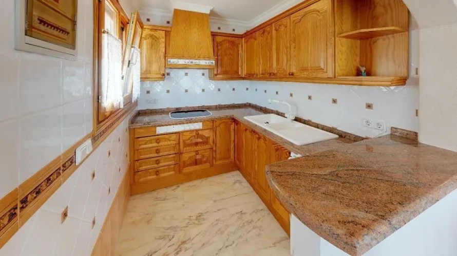 7 bedrooms villa for sale, Maryvilla, Spain No. 397 № 7