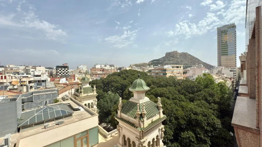 6 bedrooms penthouse for sale, Alicante, Spain No. 752 № 19