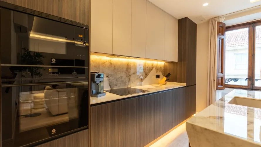 3 bedrooms apartment for sale, Madrid, Spain No. 951 № 12