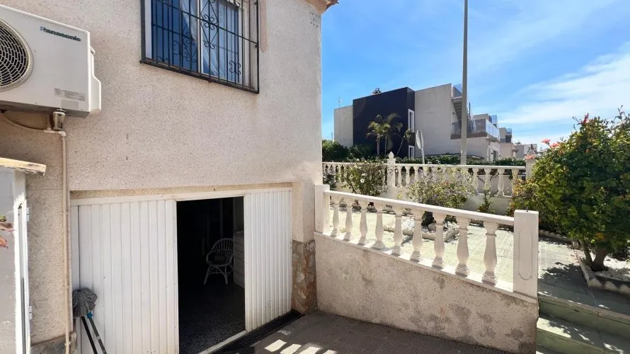 132m² house for sale, Torrevieja, Spain No. 884 № 18
