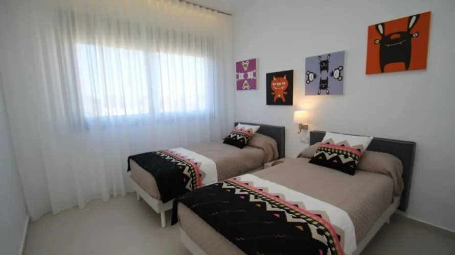 197m² villa for sale, La Zenia, Spain No. 252 № 8