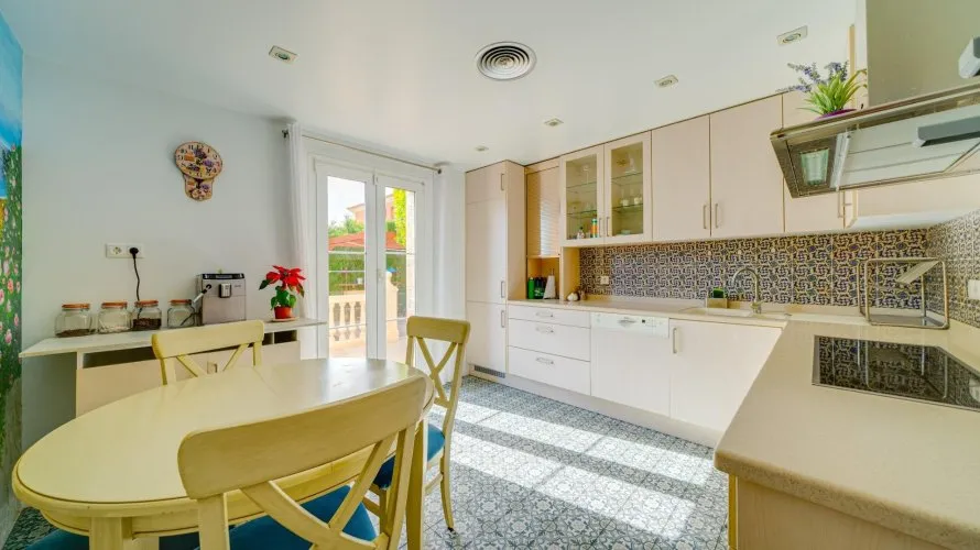 4 bedrooms villa for sale, Finestrat, Spain No. 165 № 14