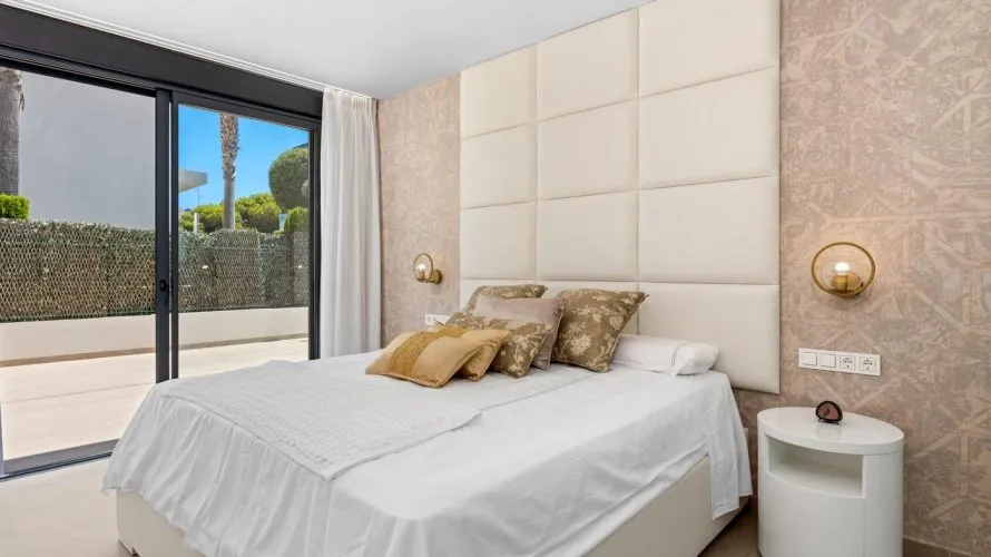 3 bedrooms villa for sale, Campoamor, Spain No. 612 № 25