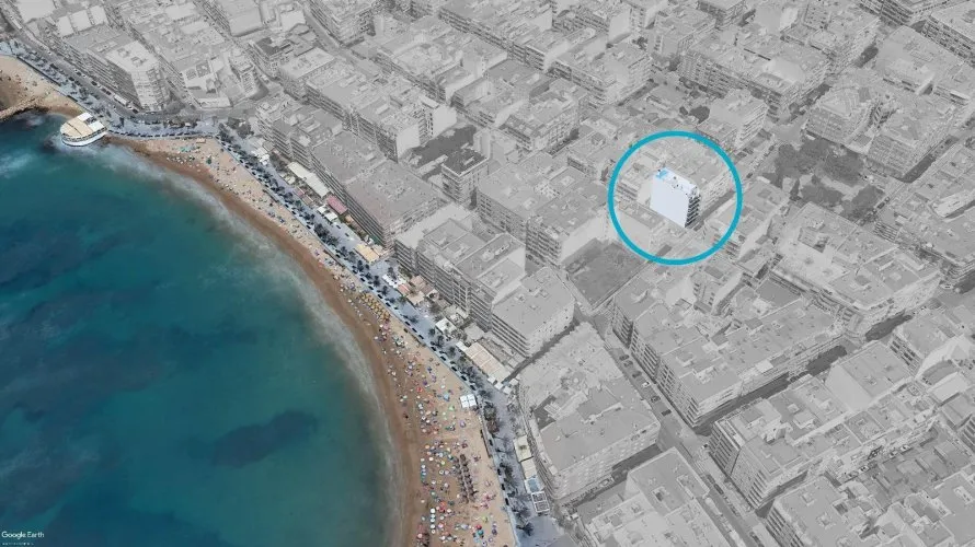 2 bedrooms apartment for sale, Torrevieja, Spain No. 622 № 1