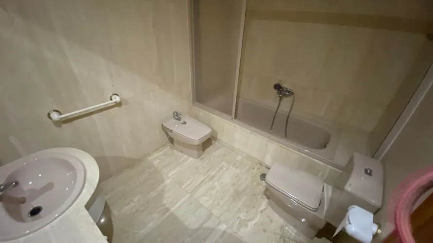 4 bedrooms apartment for sale, Torrevieja, Spain No. 781 № 15