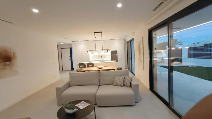 3 bedrooms villa for sale, Ciudad Quesada, Spain No. 125 № 23