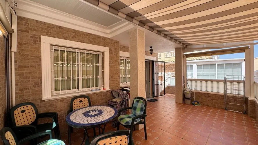 3 bedrooms house for sale, Guardamar del Segura, Spain No. 794 № 8