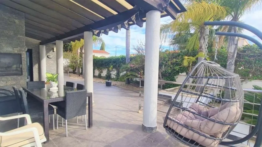 5 bedrooms villa for sale, Calpe, Spain No. 361 № 17