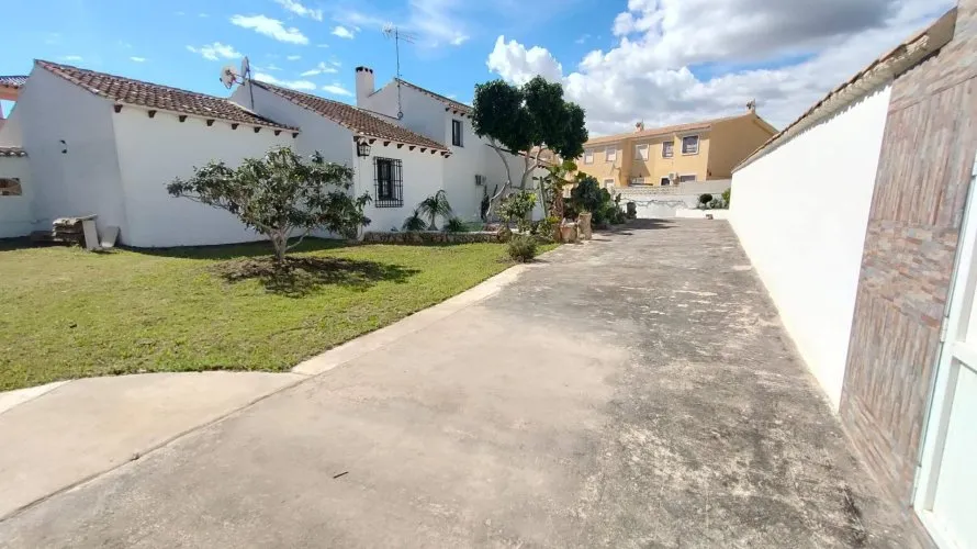 209m² house for sale, Alicante, Spain No. 950 № 9