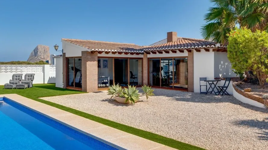 6 bedrooms villa for sale, Calpe, Spain No. 227