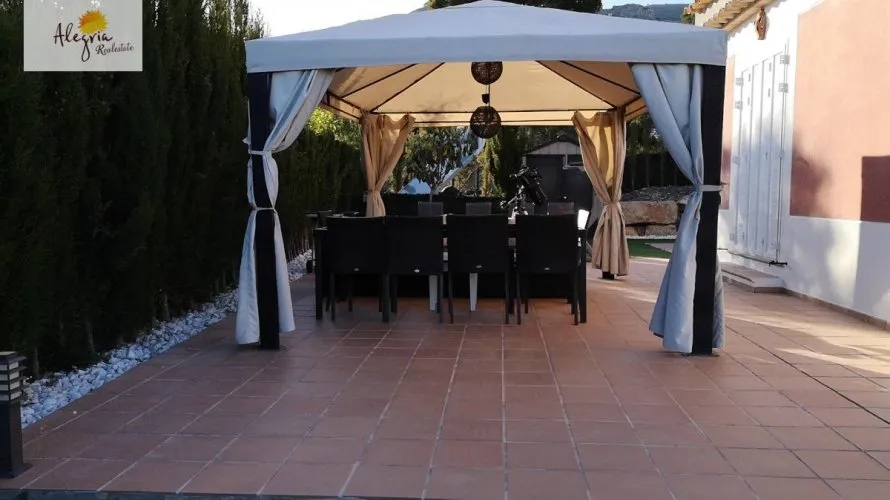 4 bedrooms villa for sale, Finestrat, Spain No. 260 № 2