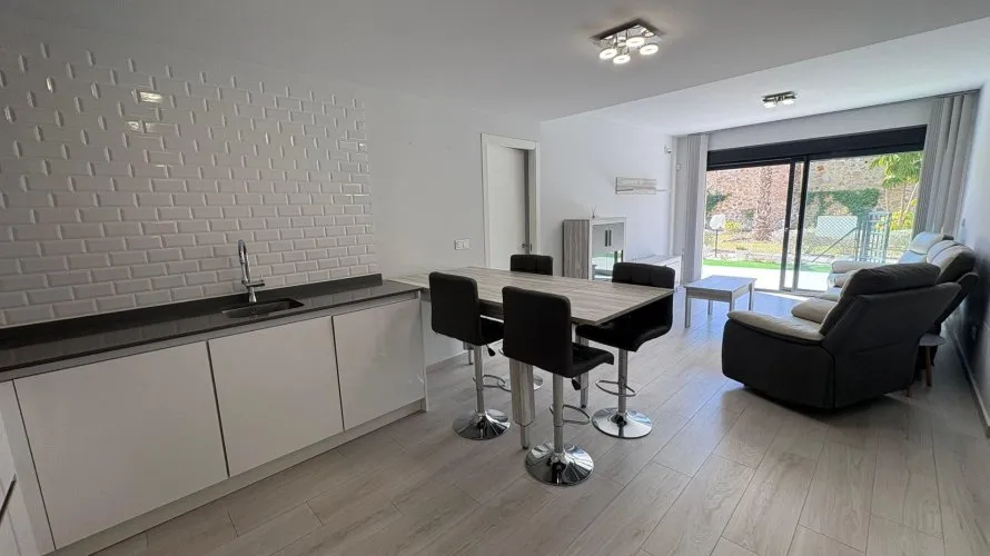 2 bedrooms apartment for sale, Villamartin, Spain No. 1002 № 8