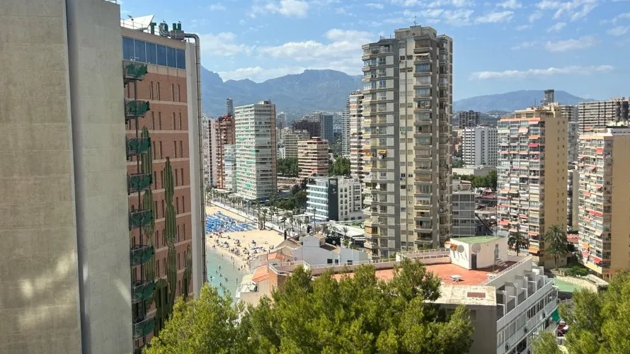 3 bedrooms apartment for sale, Benidorm, Spain No. 1347 № 10