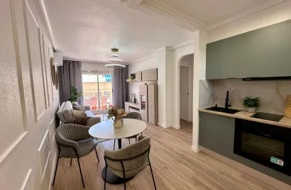 2 bedrooms apartment for sale, Torrevieja, Spain No. 1438