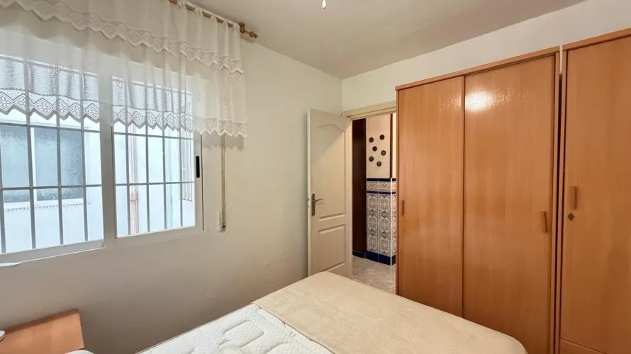 1 bedroom apartment for sale, Torrevieja, Spain No. 2081 № 8