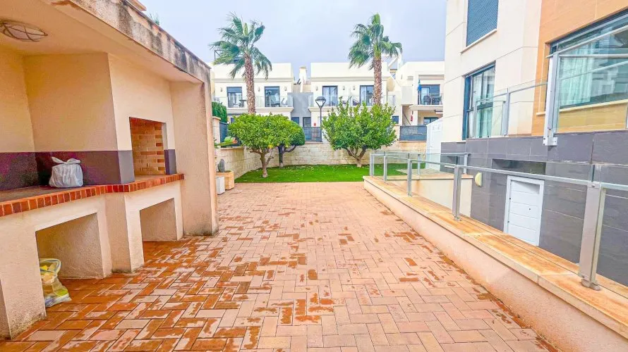 5 bedrooms villa for sale, La Zenia, Spain No. 1270 № 14