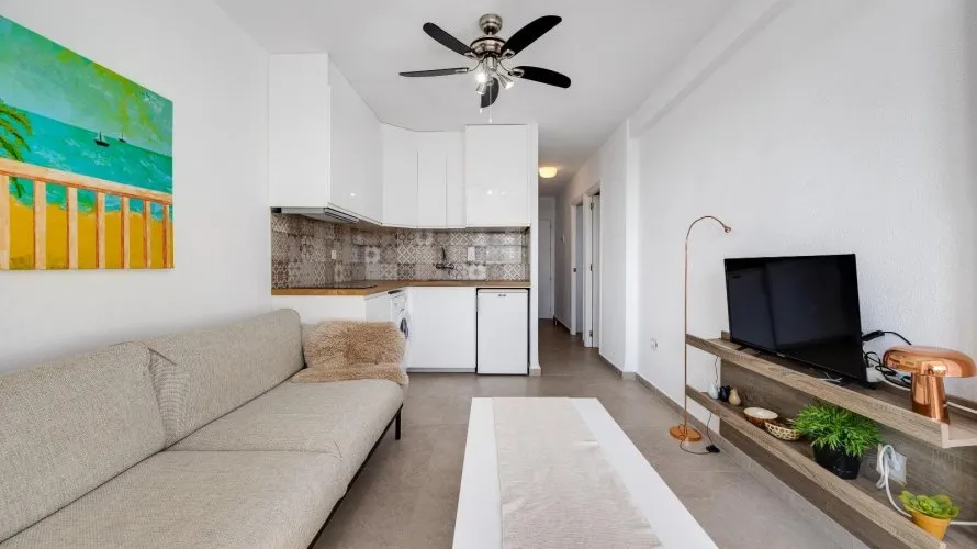 1 bedroom apartment for sale, Torrevieja, Spain No. 2160 № 17