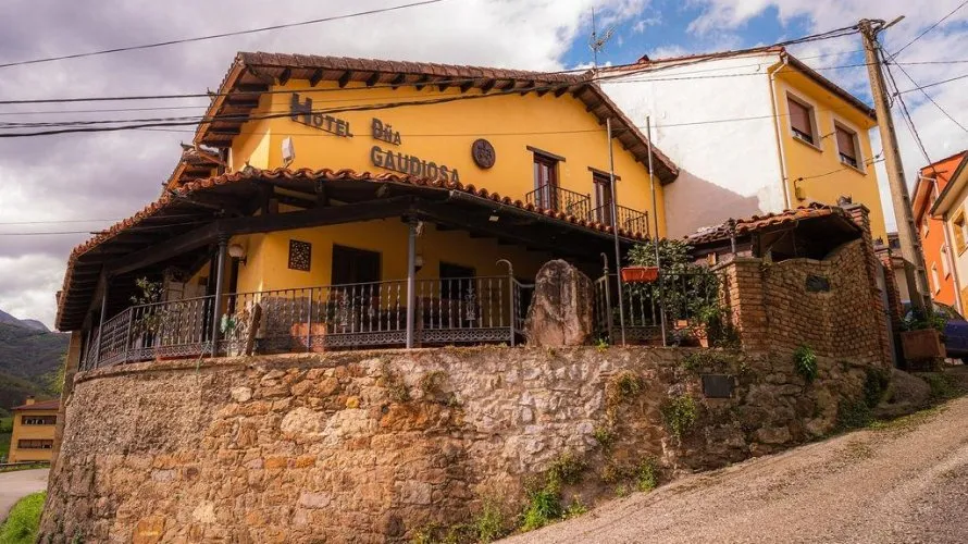 8 bedrooms villa for sale, Lena, Spain No. 1243 № 28