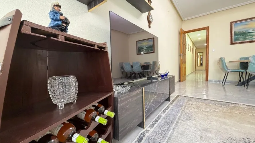 3 bedrooms apartment for sale, Torrevieja, Spain No. 996 № 26