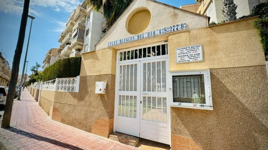 1 bedroom apartment for sale, Torrevieja, Spain No. 2243