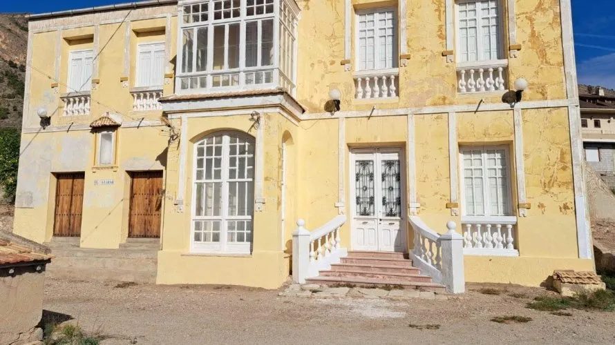 7 bedrooms villa for sale, Orihuela, Spain No. 1229 № 12