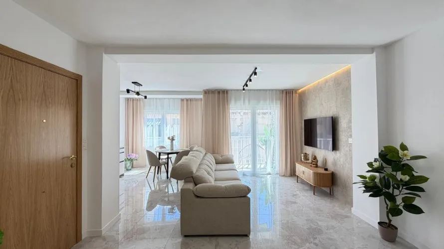 3 bedrooms penthouse for sale, Torrevieja, Spain No. 1053 № 3
