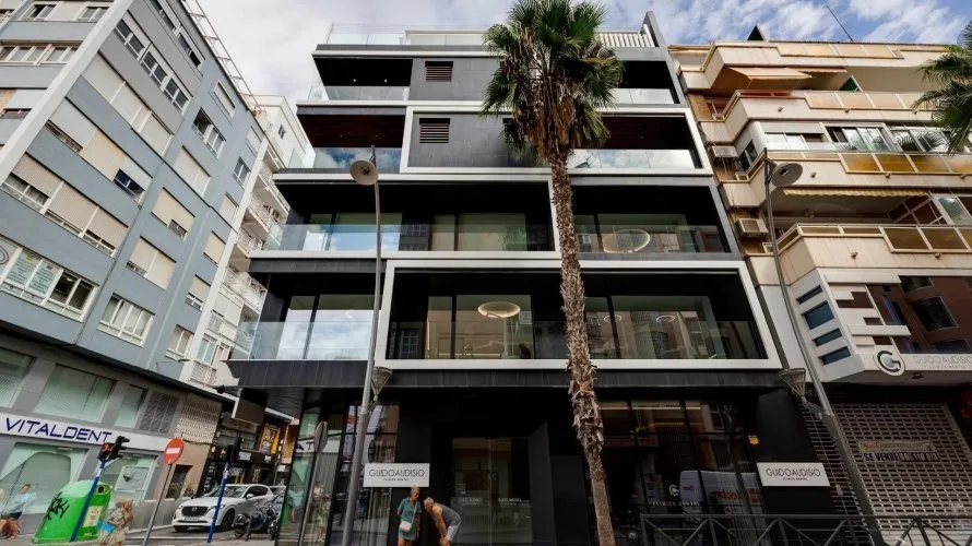3 bedrooms apartment for sale, Torrevieja, Spain No. 1392 № 27