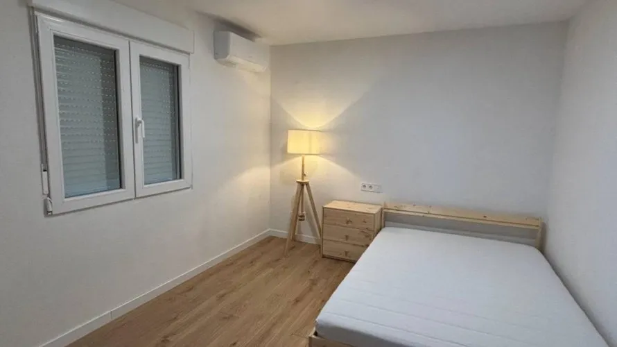 3 bedrooms apartment for sale, Manises, Spain No. 2176 № 11
