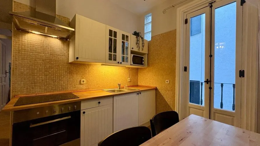 2 bedrooms apartment for sale, Madrid, Spain No. 1032 № 4