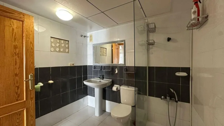 3 bedrooms apartment for sale, Torrevieja, Spain No. 2127 № 1