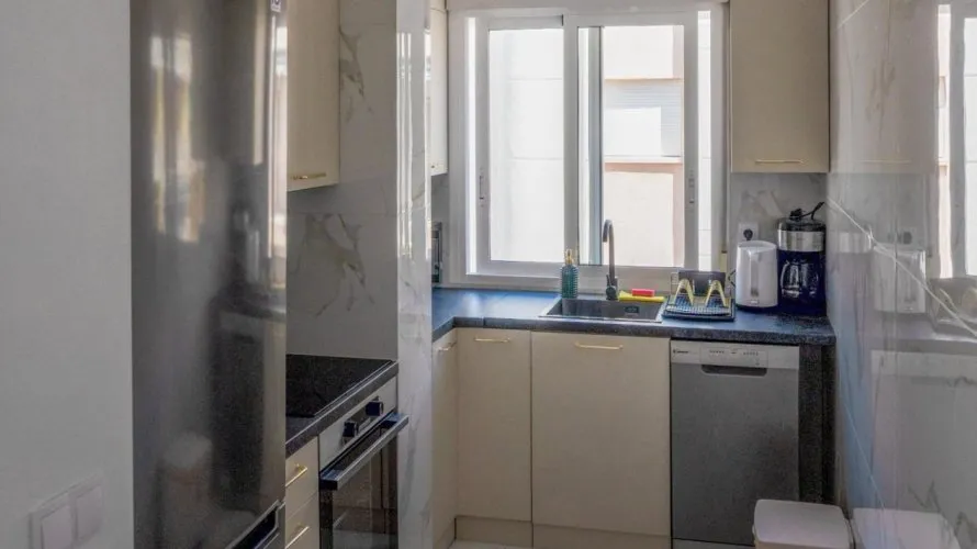 3 bedrooms apartment for sale, Torrevieja, Spain No. 1321 № 1