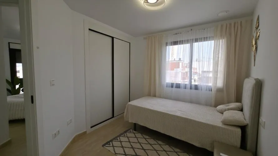 3 bedrooms apartment for sale, Torrevieja, Spain No. 2014 № 21