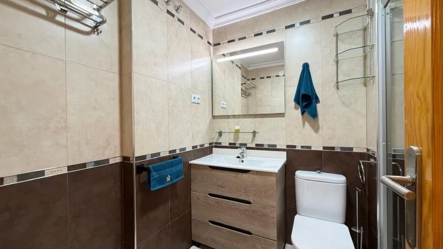 3 bedrooms apartment for sale, Torrevieja, Spain No. 996 № 2