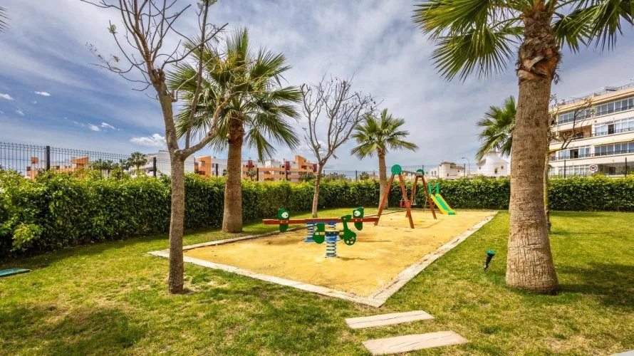 2 bedrooms penthouse for sale, Playa Flamenca II, Spain No. 1222 № 3