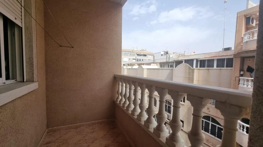 2 bedrooms apartment for sale, Torrevieja, Spain No. 2054 № 3