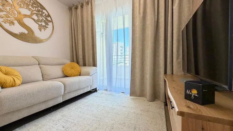 2 bedrooms apartment for sale, Nueva Torrevieja, Spain No. 2216 № 9