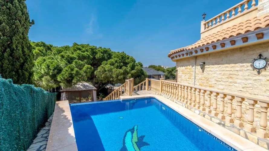 4 bedrooms villa for sale, Campoamor, Spain No. 1338 № 27