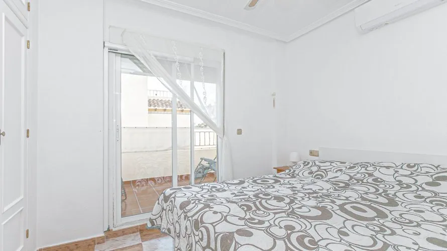 74m² apartment for sale, Playa Flamenca II, Spain No. 1083 № 27