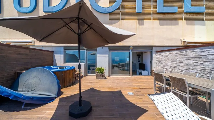 2 bedrooms penthouse for sale, Alicante, Spain No. 1445 № 2