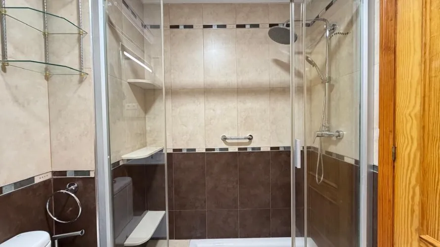 3 bedrooms apartment for sale, Torrevieja, Spain No. 996 № 5