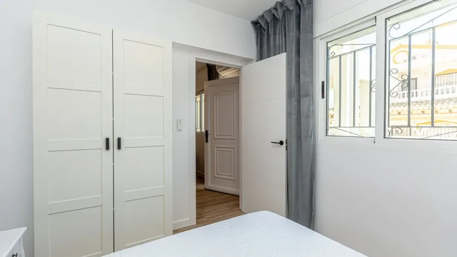 82m² house for sale, La Florida, Spain No. 1062 № 17